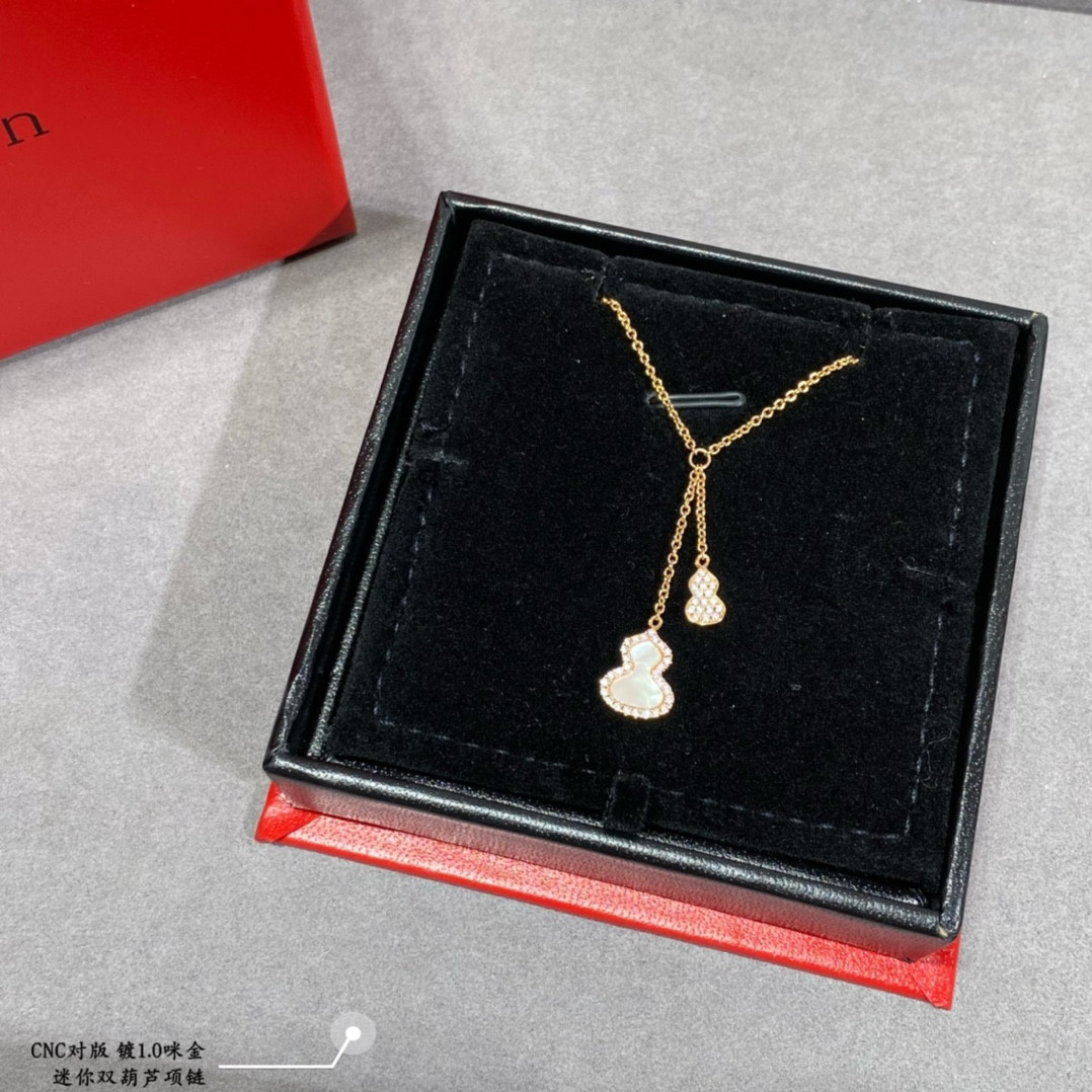 Qee1in mini double gourd pendant necklace