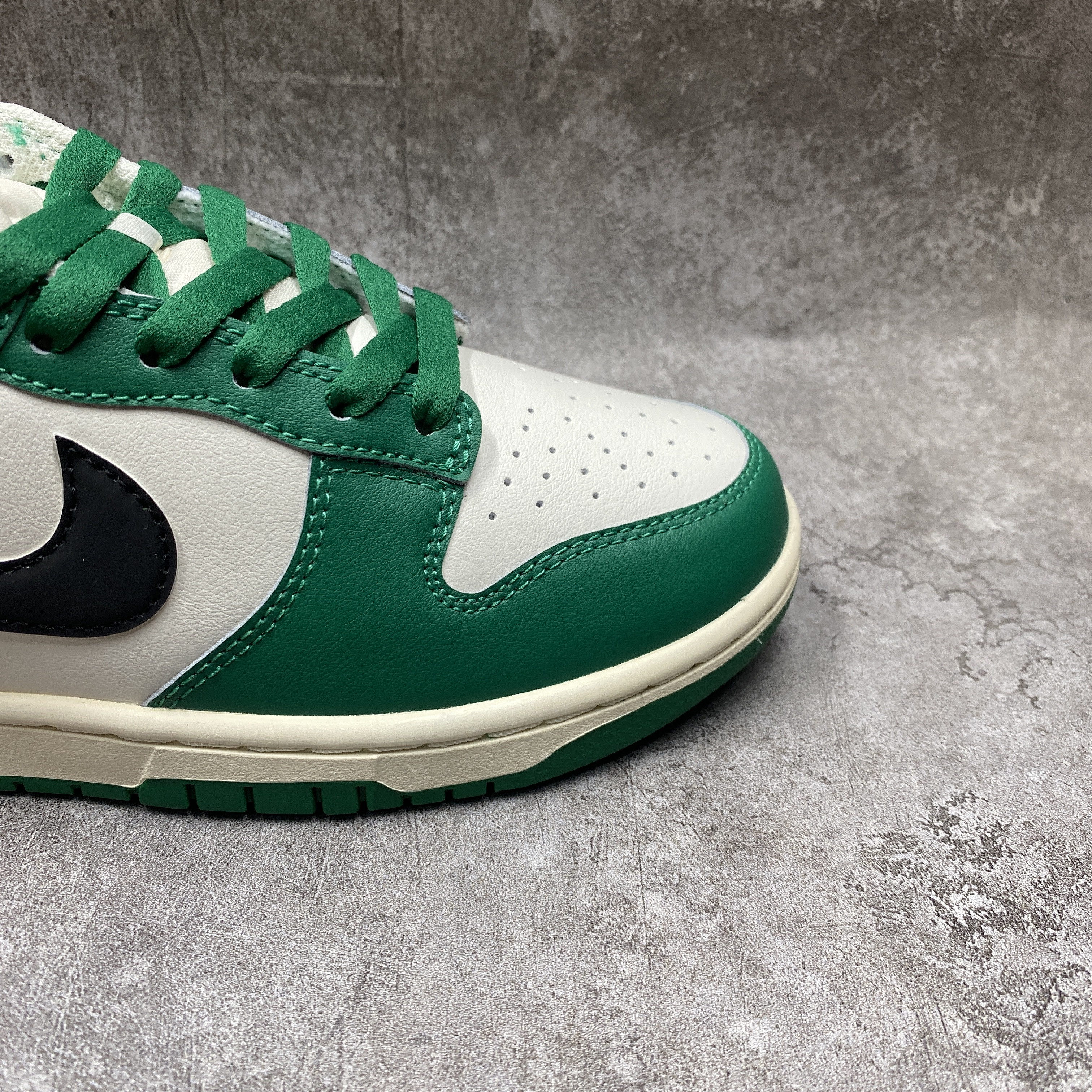 Nike Dunk Low SE “Lottery”