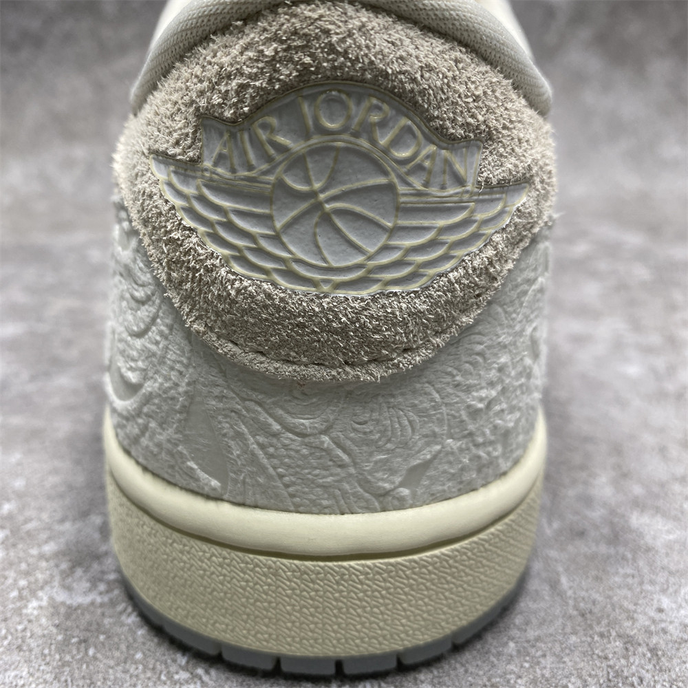 CHRIS PAUL X AIR JORDAN 1 RETRO LOW OG 