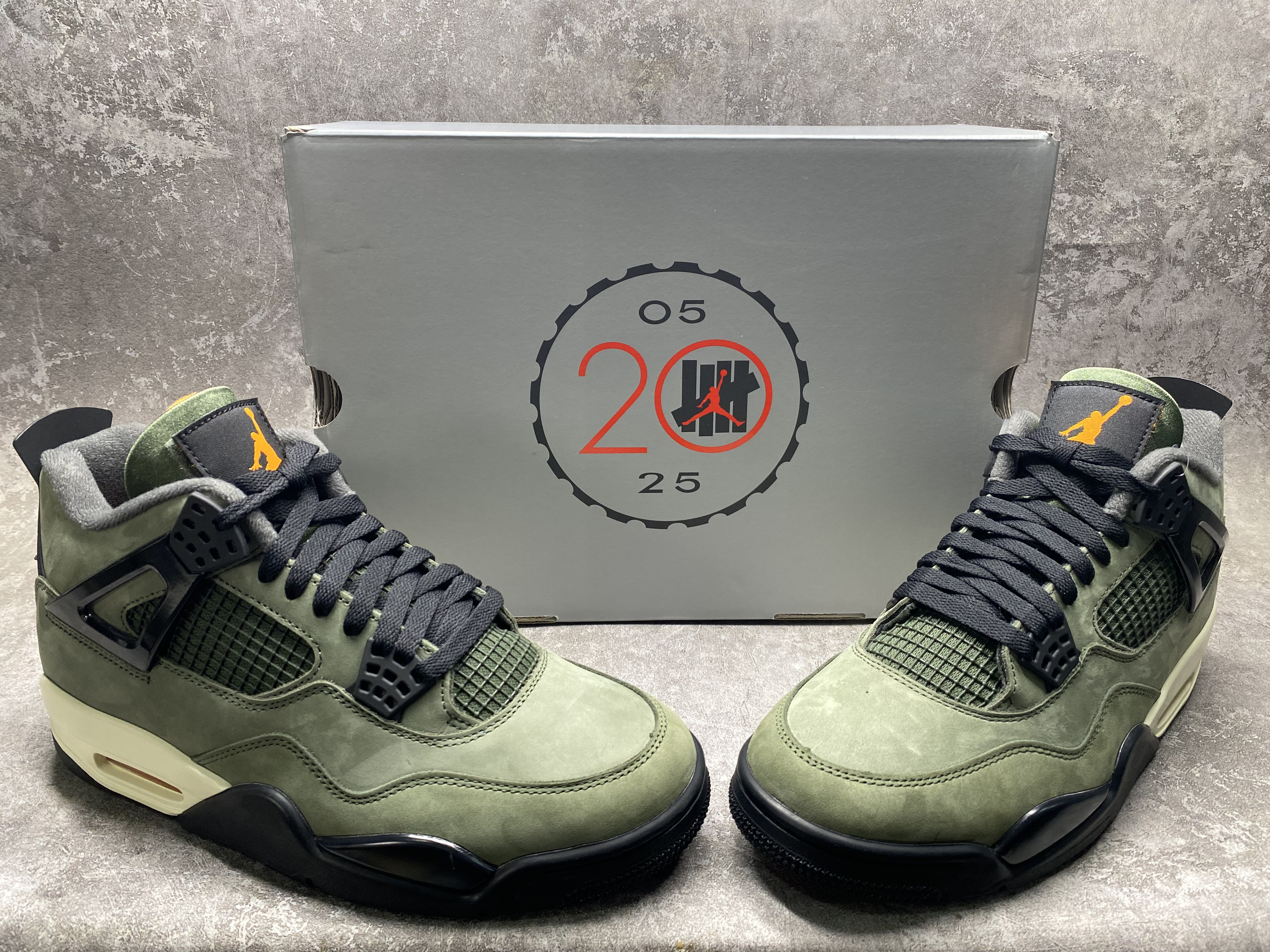 UA Jordan 4 Retro