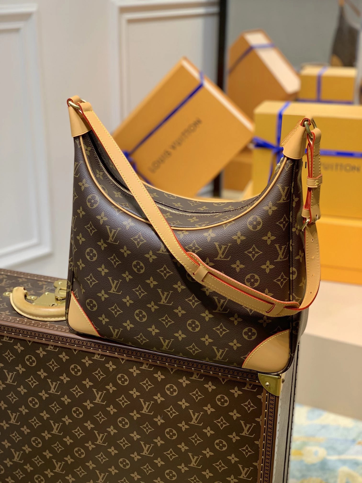 LV BOULOGNE GM BAG M51260