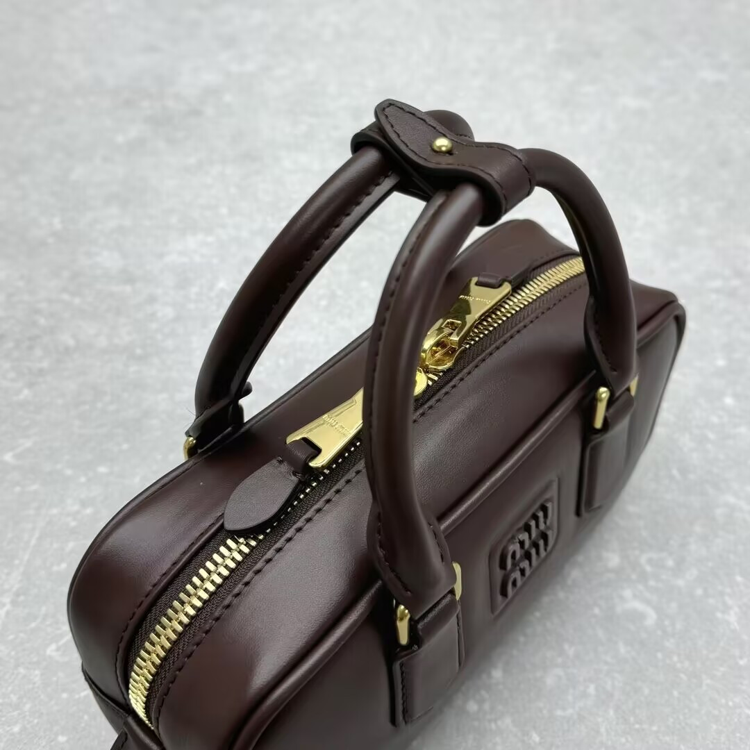 M1v M1v arcadie leather bag 10.5x22x7.5cm
