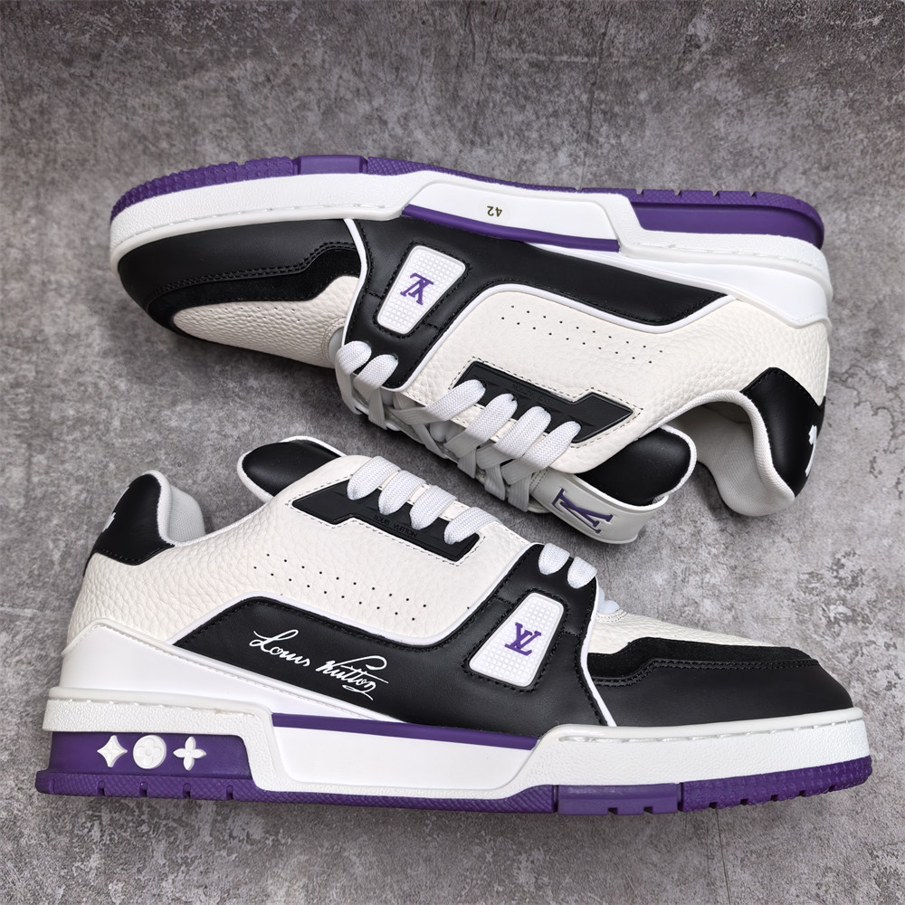 UA LV Trainer Sneaker