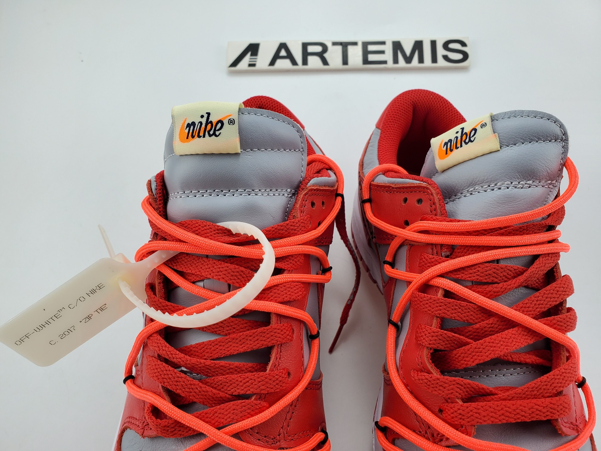 Nike Dunk Low Off-White University Red