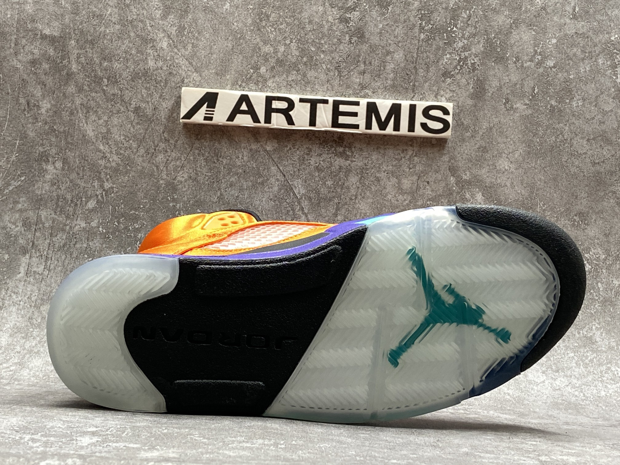 Air Jordan 5 Retro Orange