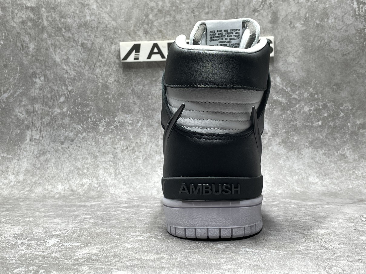 Nike Dunk High Ambush Black White