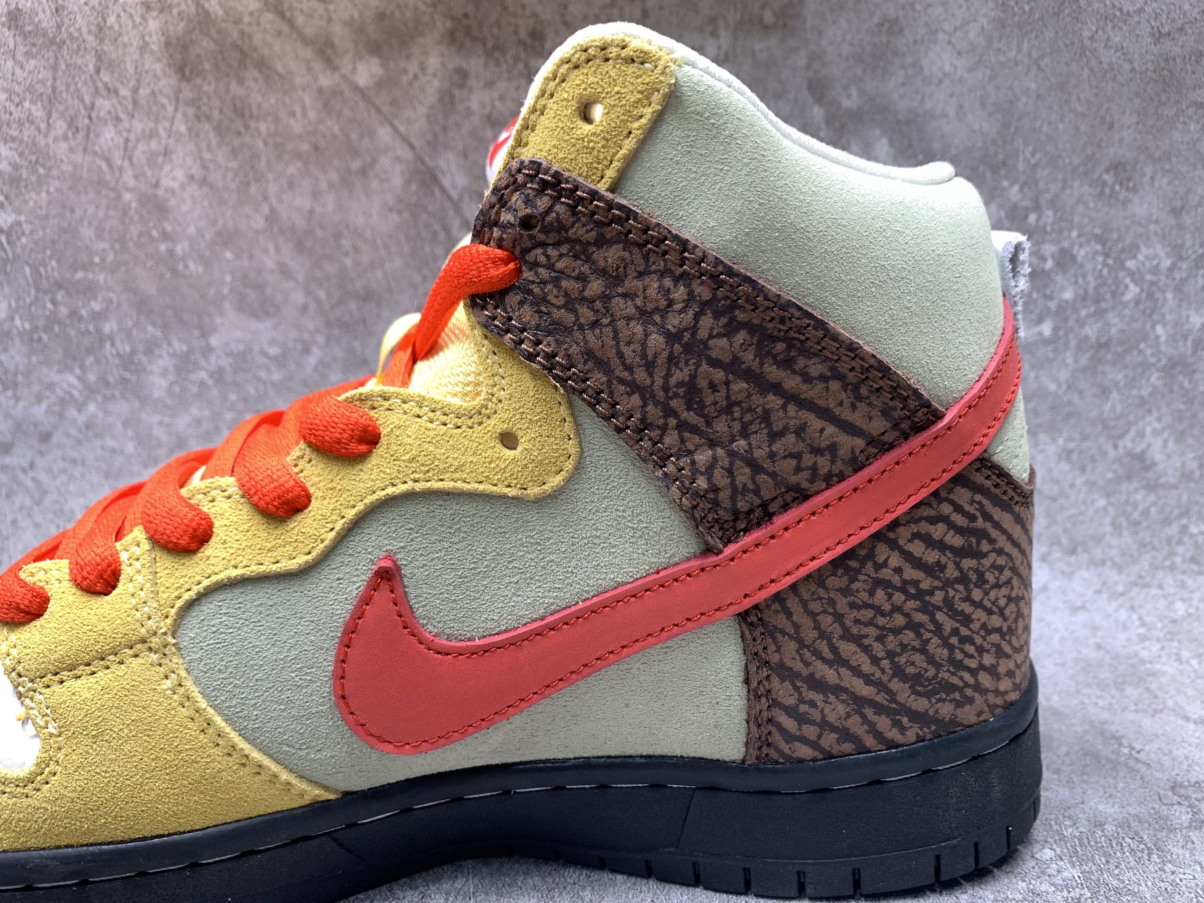 Nike SB Dunk High Color Skates Kebab and Destroy