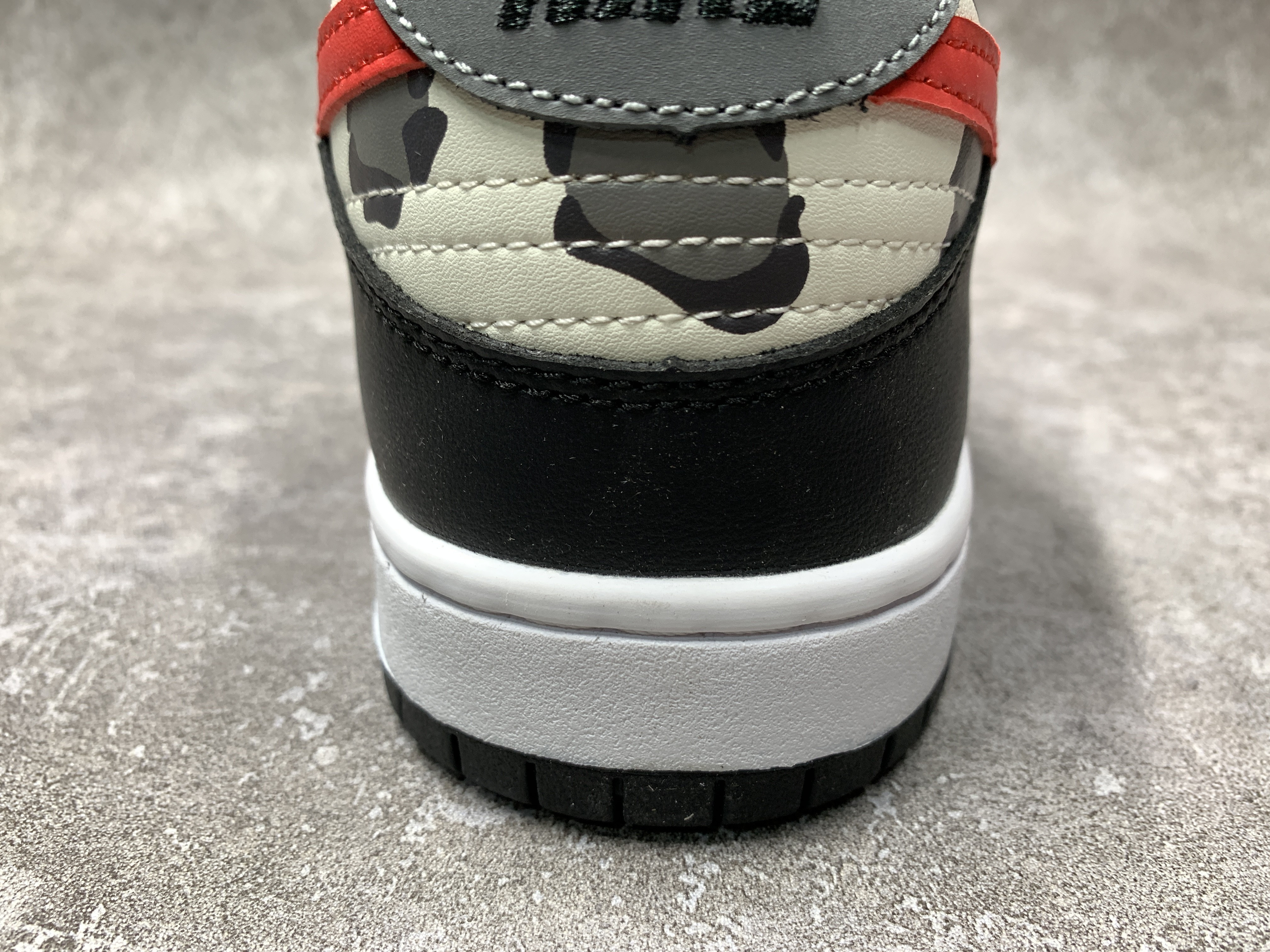 nike dunk sb low Gr*ffiti