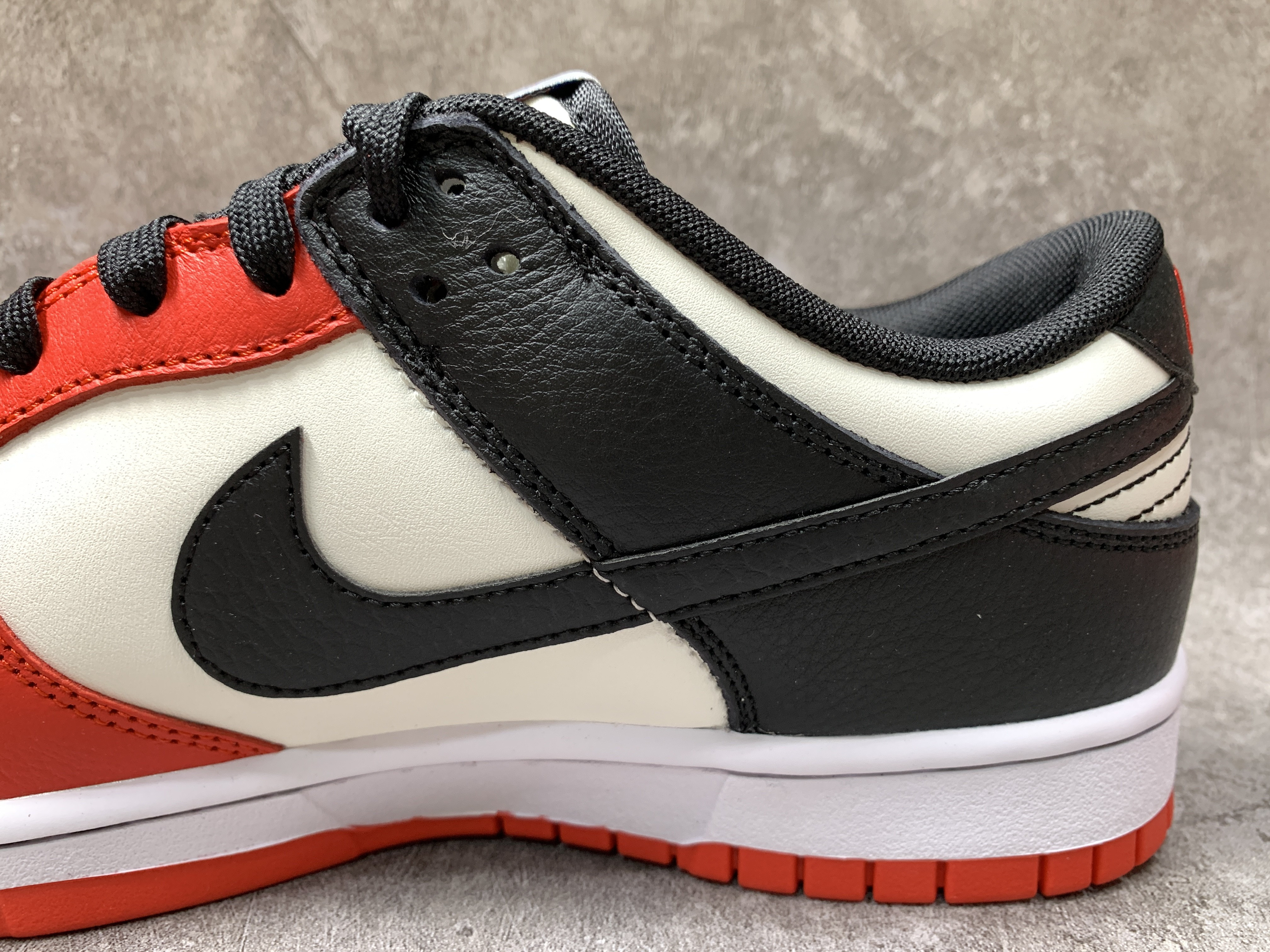 Nike Dunk Low EMB NBA 75th Anniversary