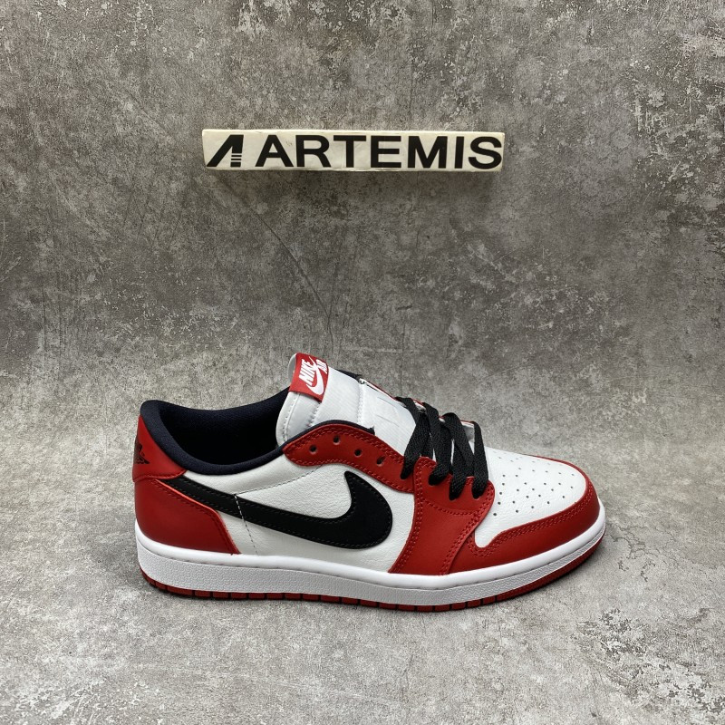 Air Jordan 1 Retro Low Chicago (2022)