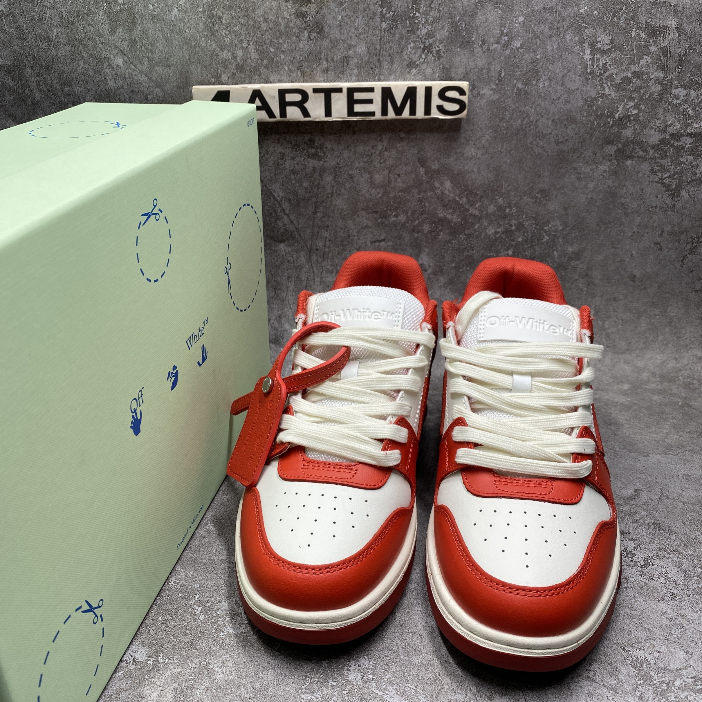 OFF-WHITE Out Of Office OOO Low Tops Red
