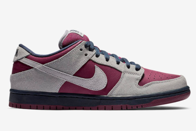 Nike SB Dunk Low Atmosphere Grey True Berry