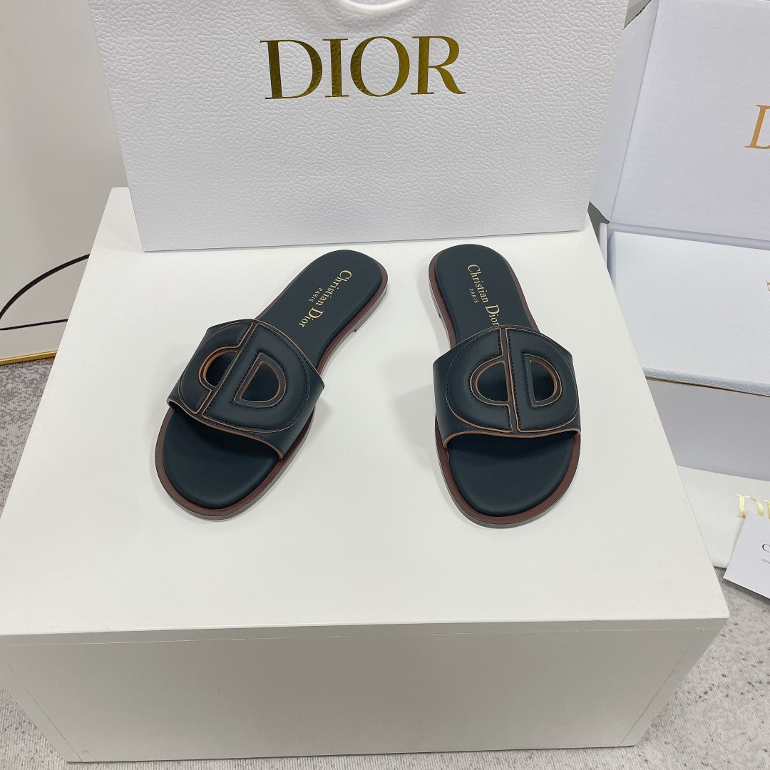 ua D*or d-club slide black