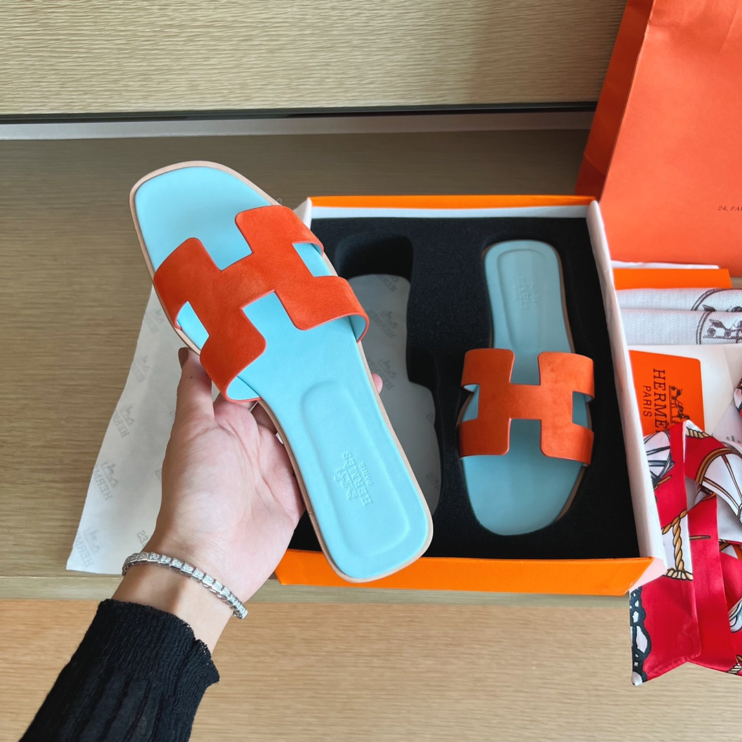 ua H**mes oran sandal