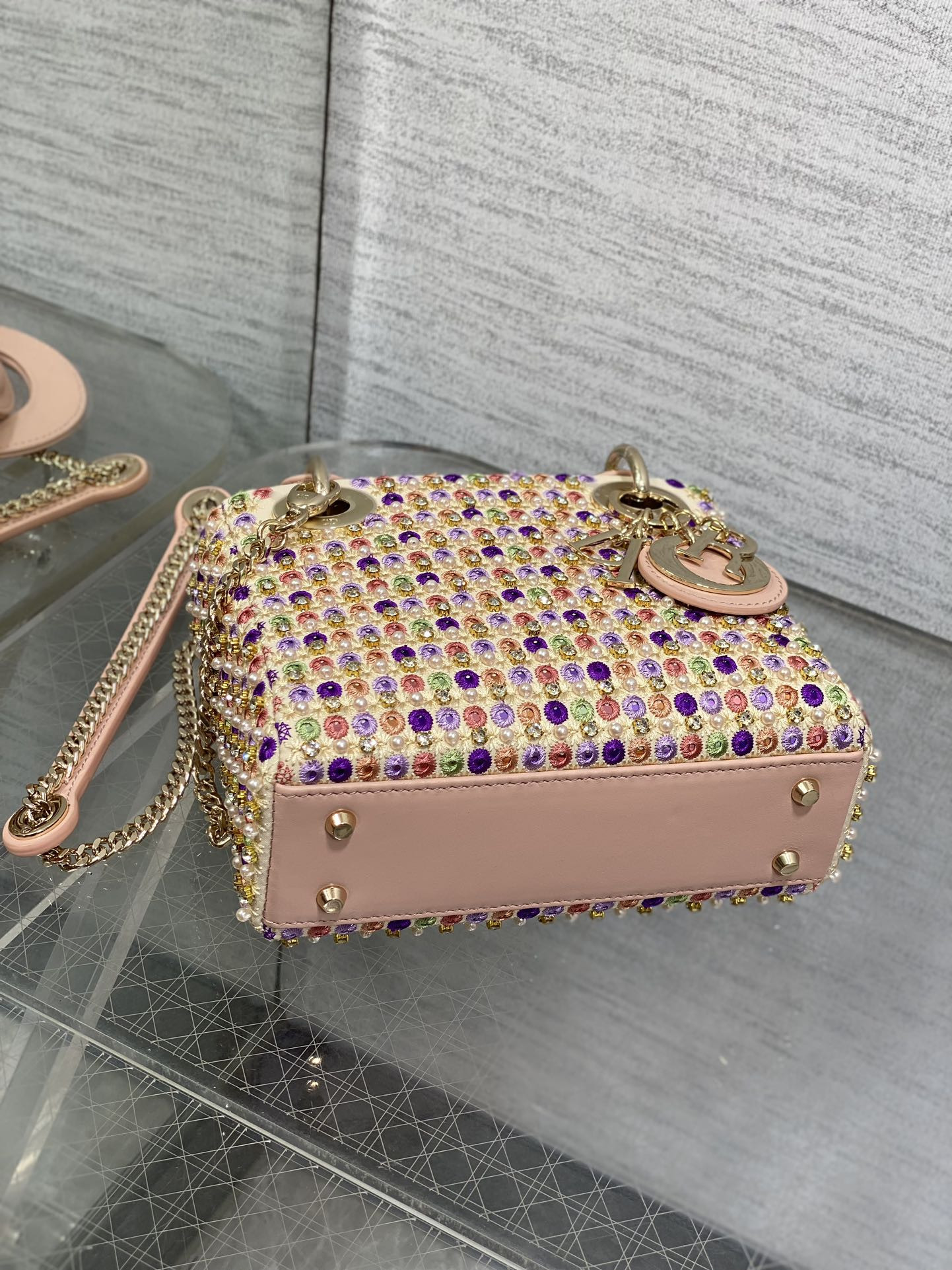 D*or artistic limited edition three-gusset lady D*or bag with heavy bead embroidery 17cm