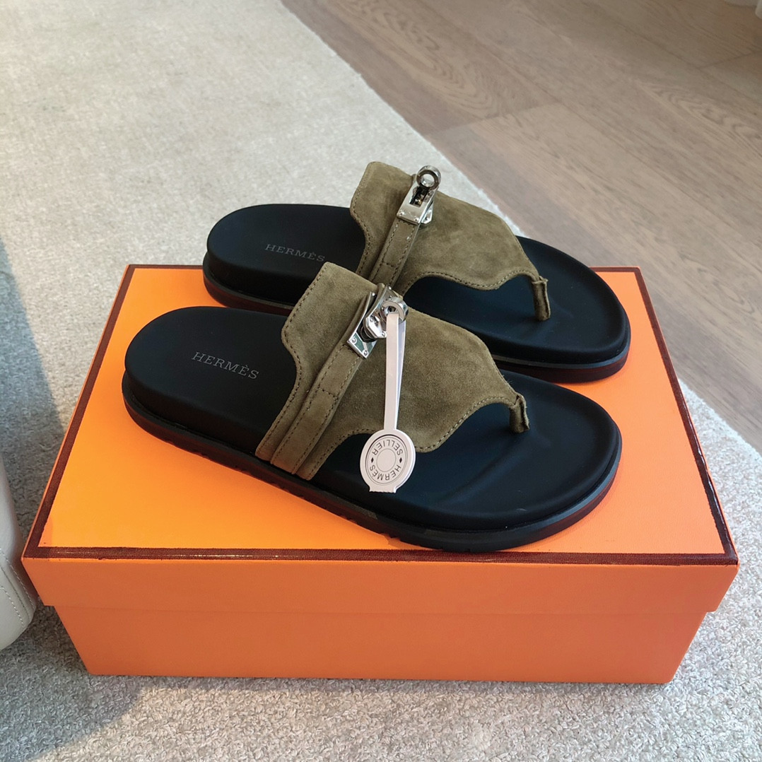 ua H**mes empire sandal
