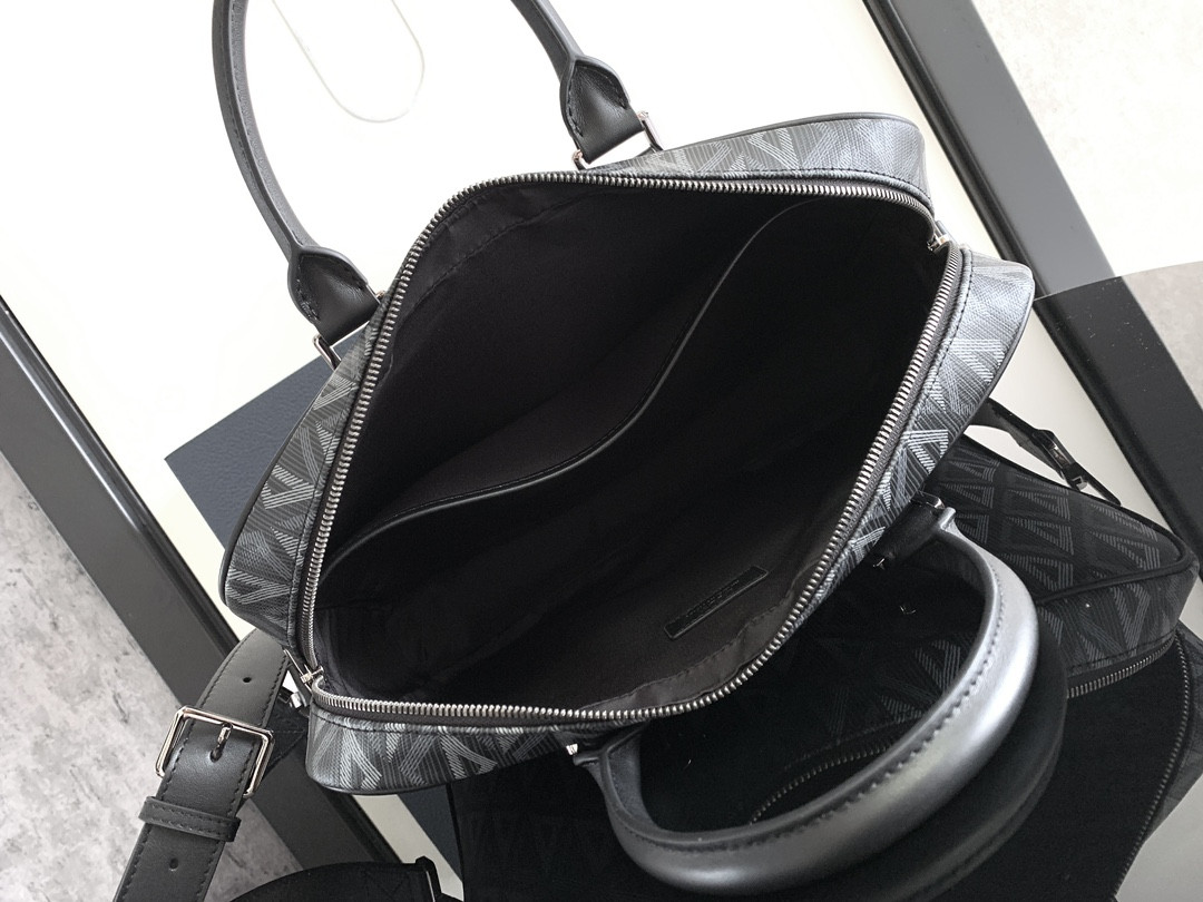 d*or zipped briefcase black cd Di*m*nd canvas and black grained calfskin 37 x 28 x 6 cm