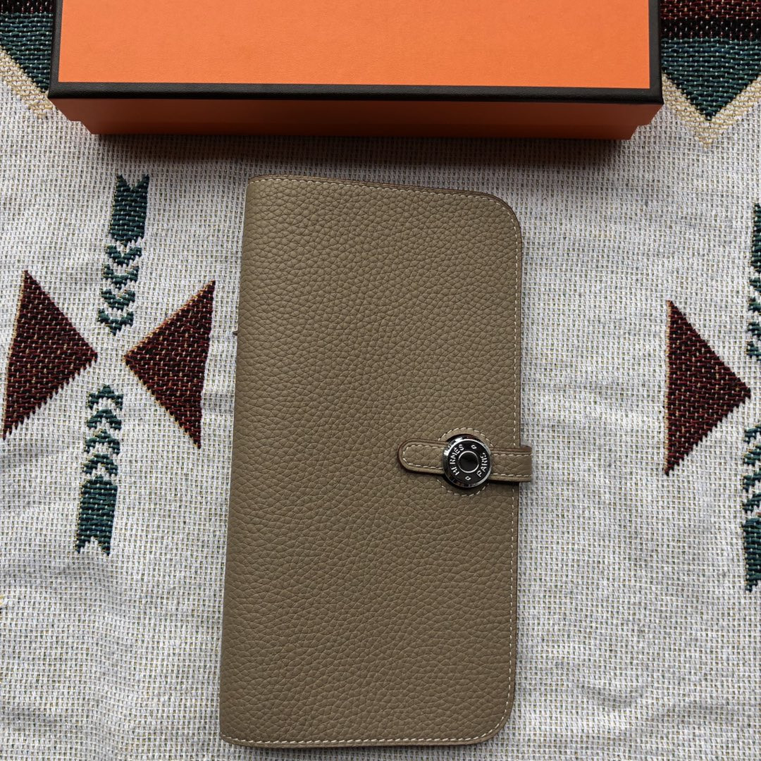 H**mes dogon duo wallet