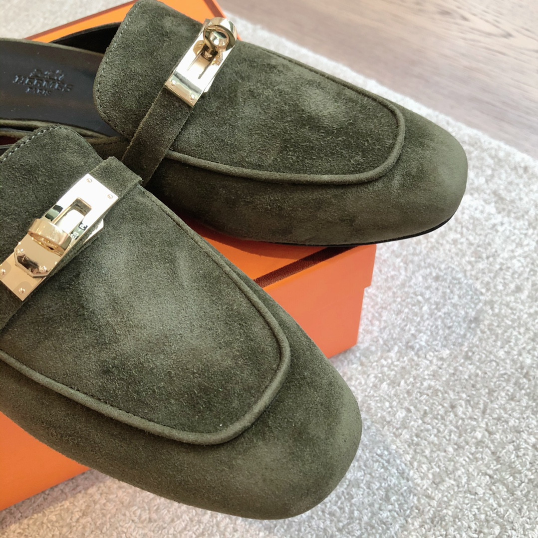 ua H**mes oz mule
