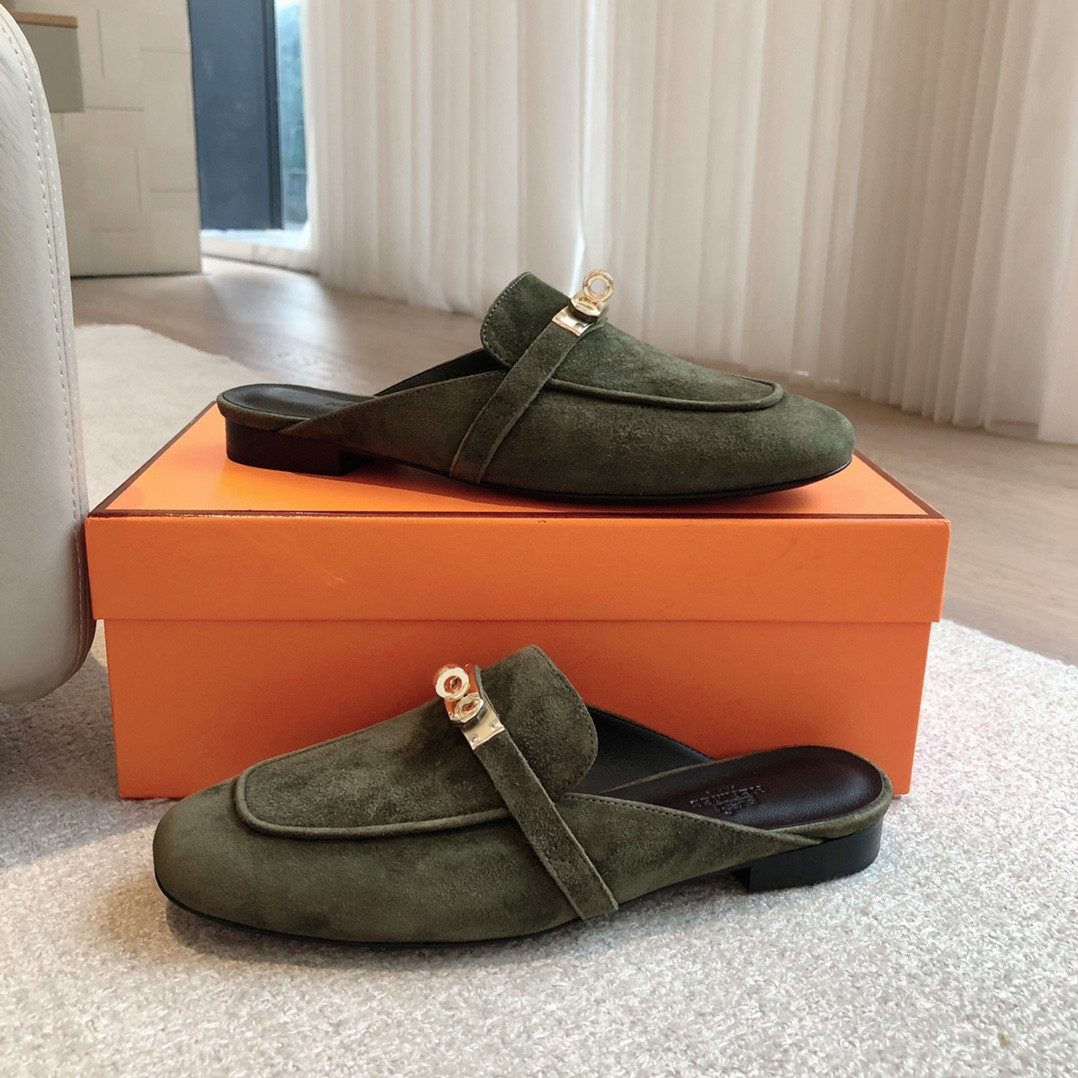 ua H**mes oz mule