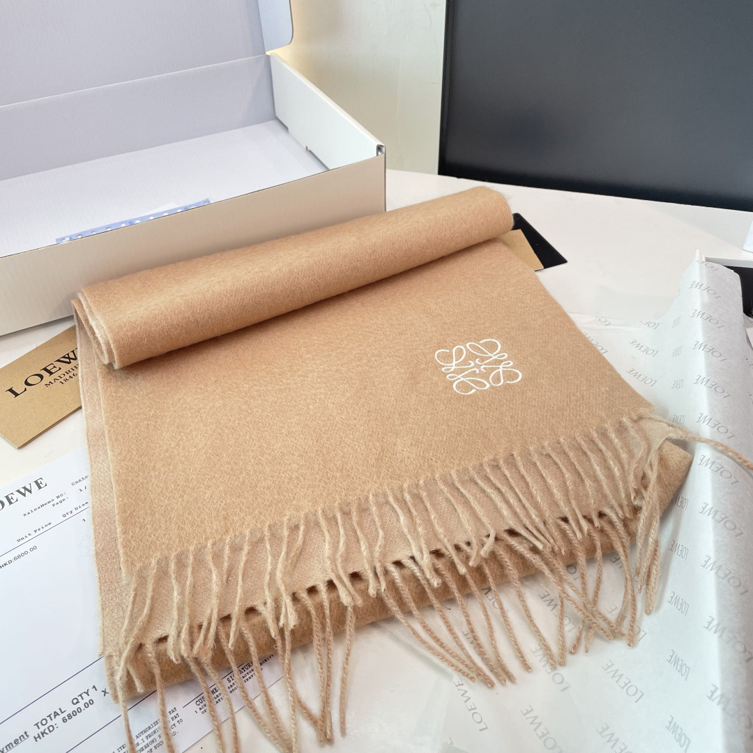 L0ew* scarf 38x180cm 100% cashmere