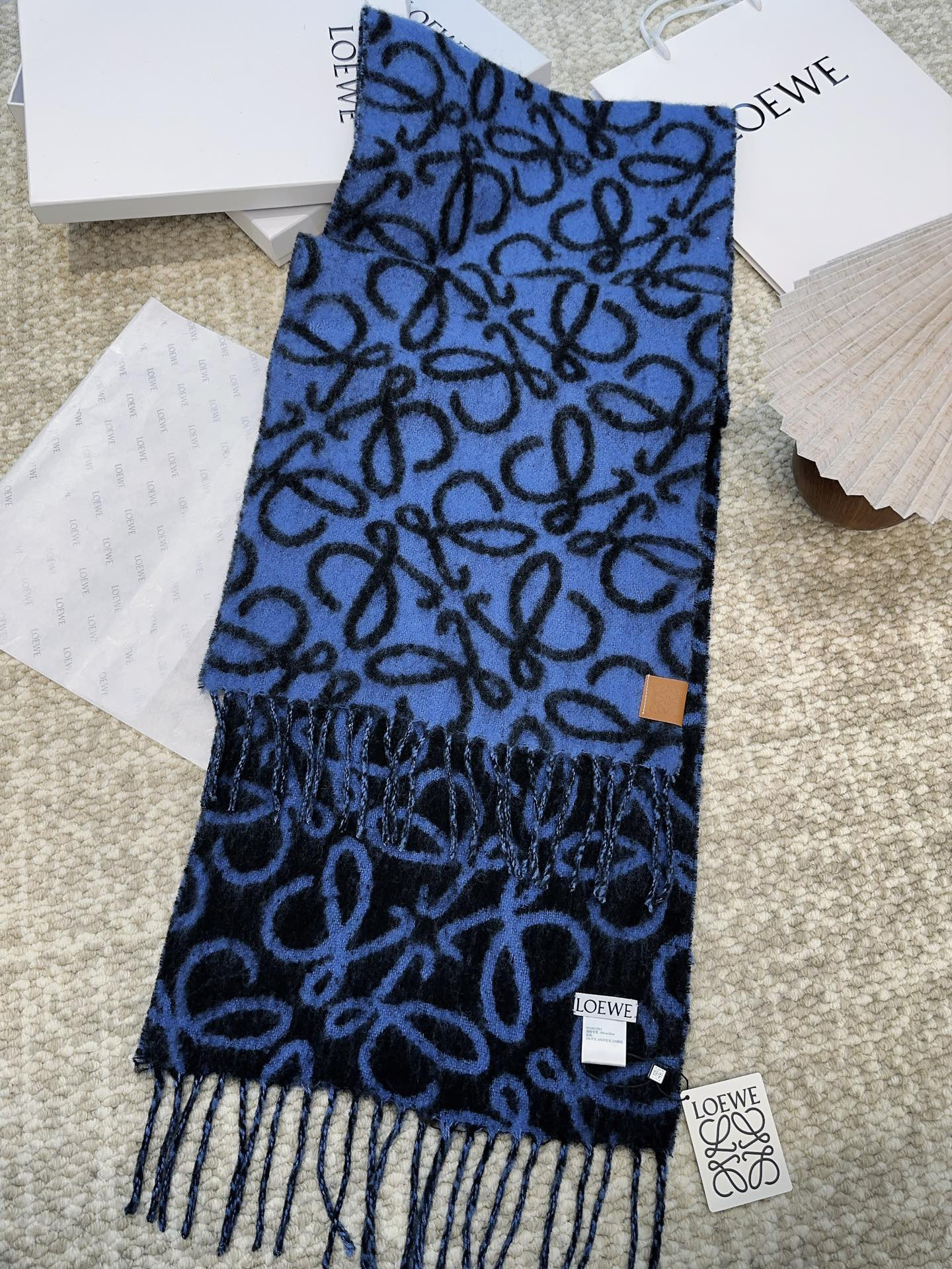 L0ew* scarf 36x186cm
